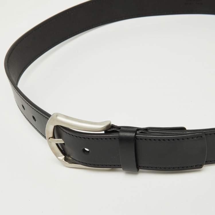 Pre Owned Salvatore Ferragamo Black Leather Buckle Belt 95CM