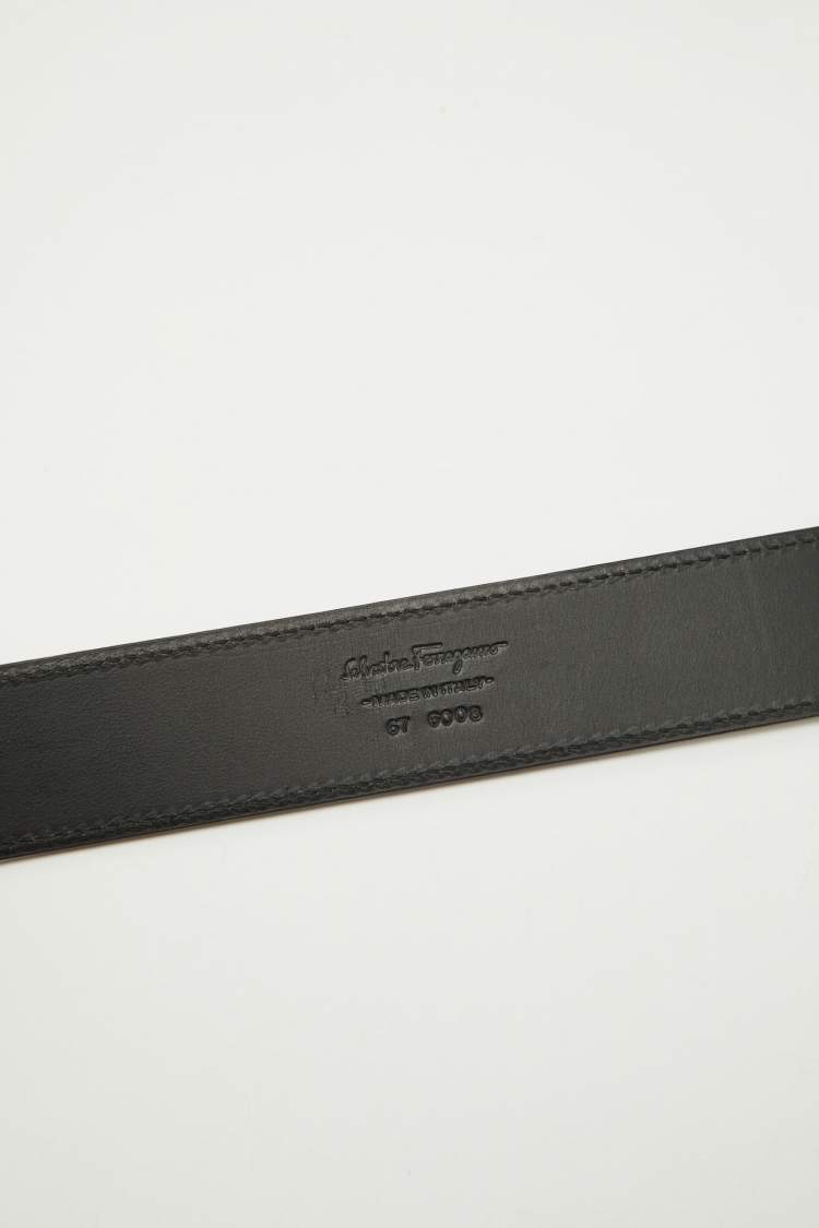 Pre Owned Salvatore Ferragamo Dark Brown/Black Leather Cut to Size Buckle Belt