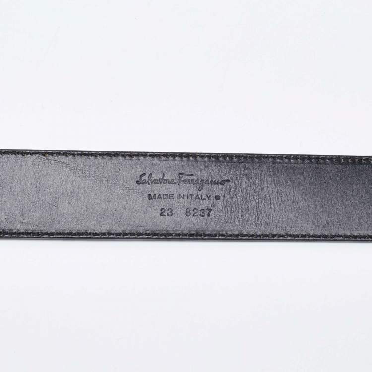 Pre Owned Salvatore Ferragamo Black Leather Buckle Belt 80CM