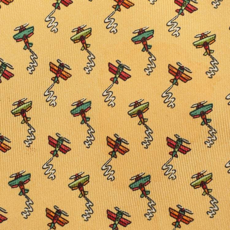 Pre Owned Salvatore Ferragamo Yellow Petit Airplanes Silk Tie