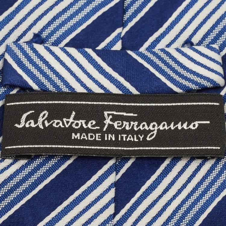 Pre Owned Salvatore Ferragamo Blue Diagonal Striped Silk Tie