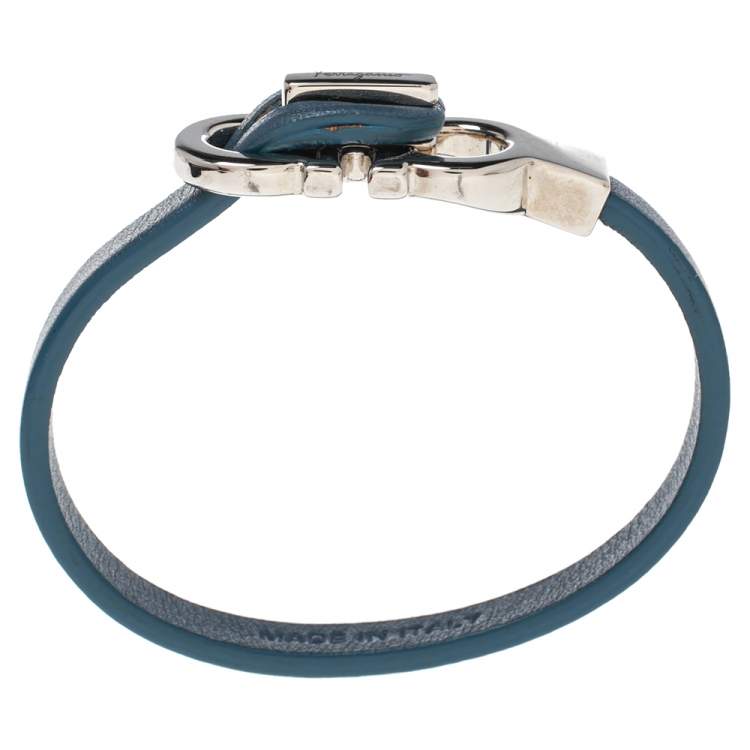 Pre Owned Salvatore Ferragamo Blue Leather Gancini Clasp Bracelet