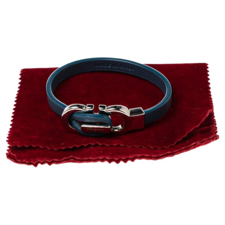 Pre Owned Salvatore Ferragamo Blue Leather Gancini Clasp Bracelet