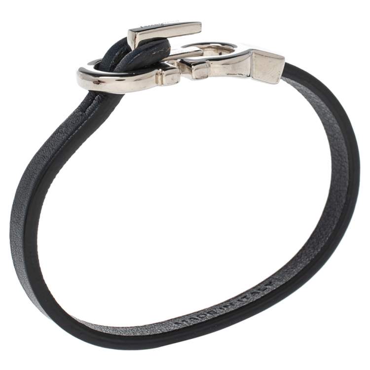 Pre Owned Salvatore Ferragamo Blue Leather Gancini Clasp Bracelet