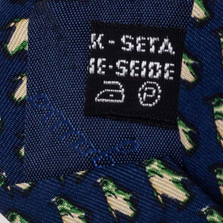 Pre Owned Salvatore Ferragamo Navy Blue Printed Classic Silk Tie 