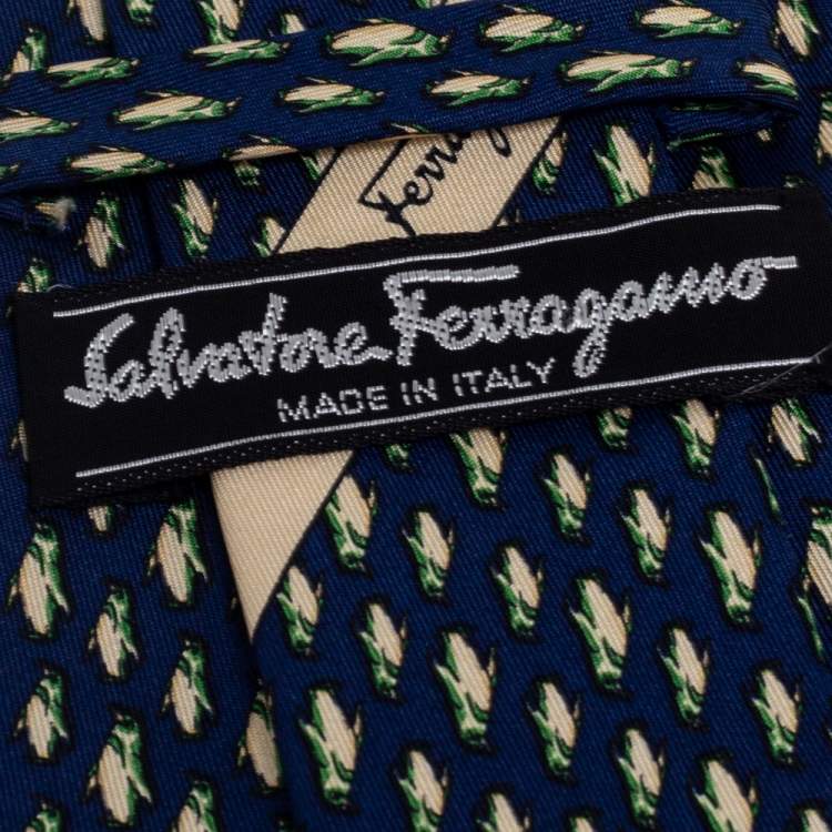 Pre Owned Salvatore Ferragamo Navy Blue Printed Classic Silk Tie 