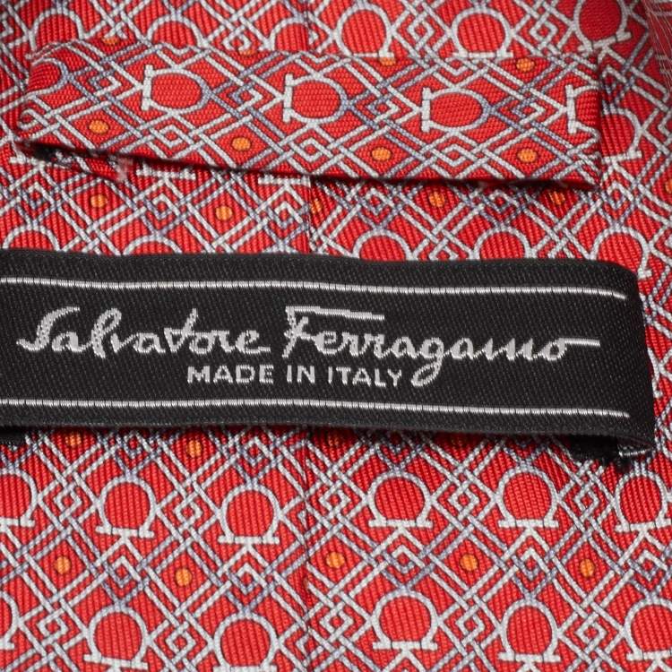 Pre Owned Salvatore Ferragamo Red Gancini Print Silk Tie