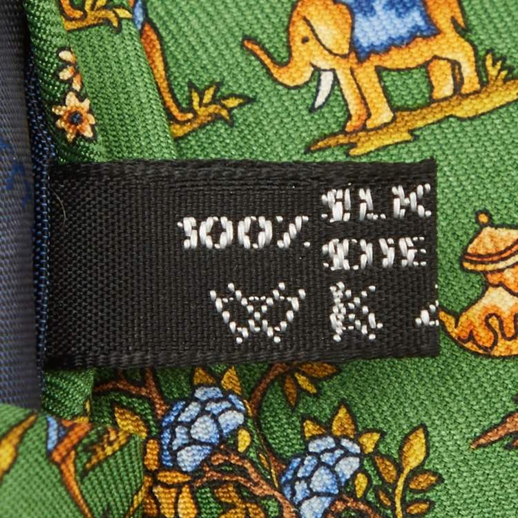 Pre Owned Salvatore Ferragamo Green Elephant Print Silk Traditional Tie