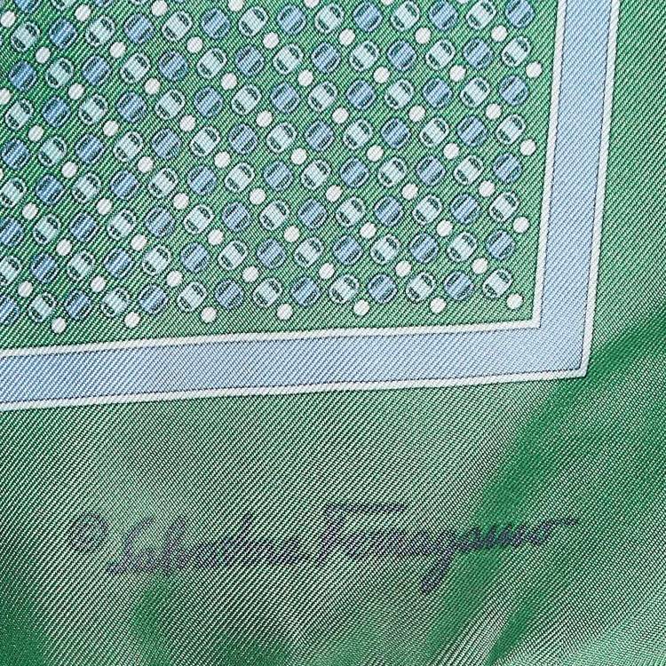 Pre Owned Salvatore Ferragamo Green Print Silk Pocket Square