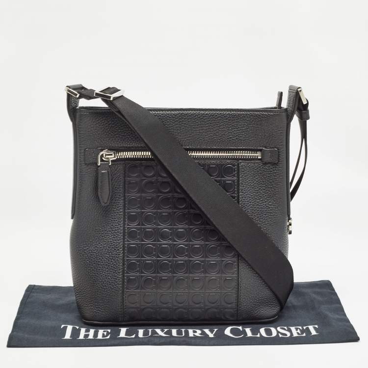 Pre Owned Salvatore Ferragamo Black Gancini Embossed Leather Messenger Bag