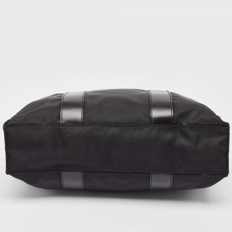 Pre Owned Salvatore Ferragamo Black Nylon ZIp Tote