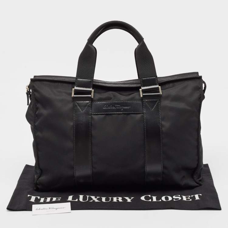 Pre Owned Salvatore Ferragamo Black Nylon ZIp Tote