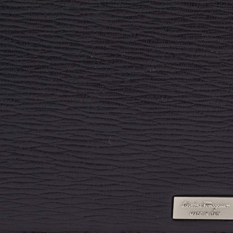 Pre Owned Salvatore Ferragamo Black Textured Leather Logo Bifold Wallet