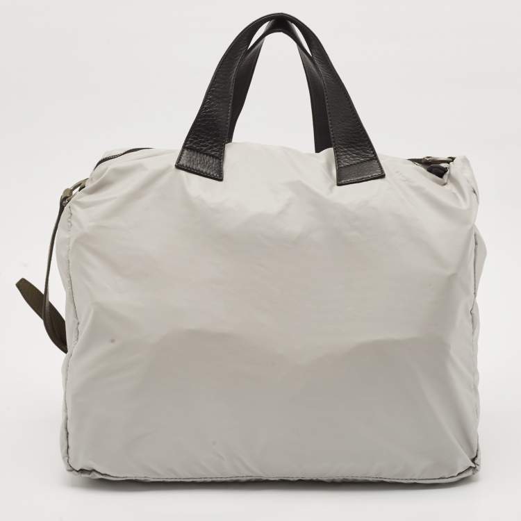 Pre Owned Salvatore Ferragamo Olive Green/Grey Leather and Nylon Pocket Tote