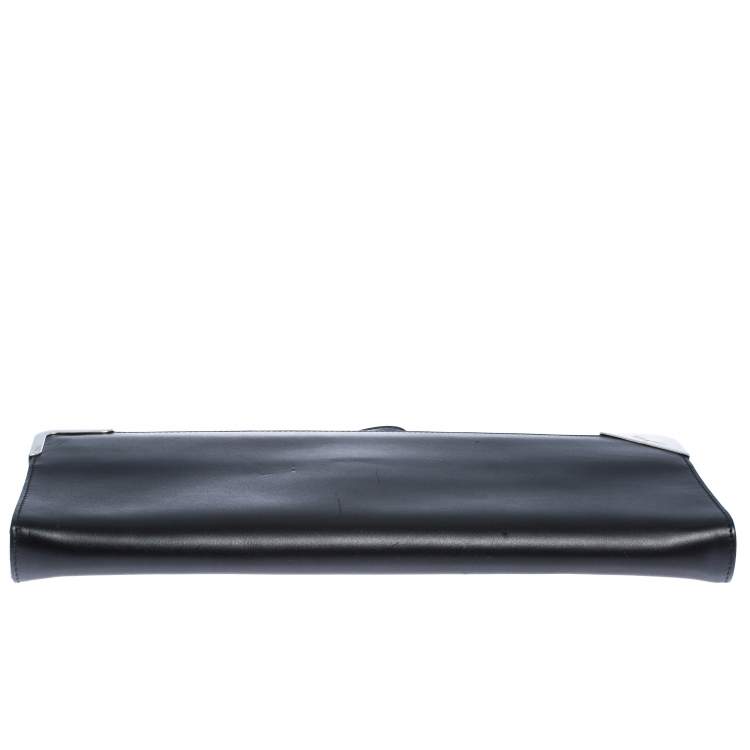 Pre Owned Salvatore Ferragamo Black Leather Wristlet Clutch