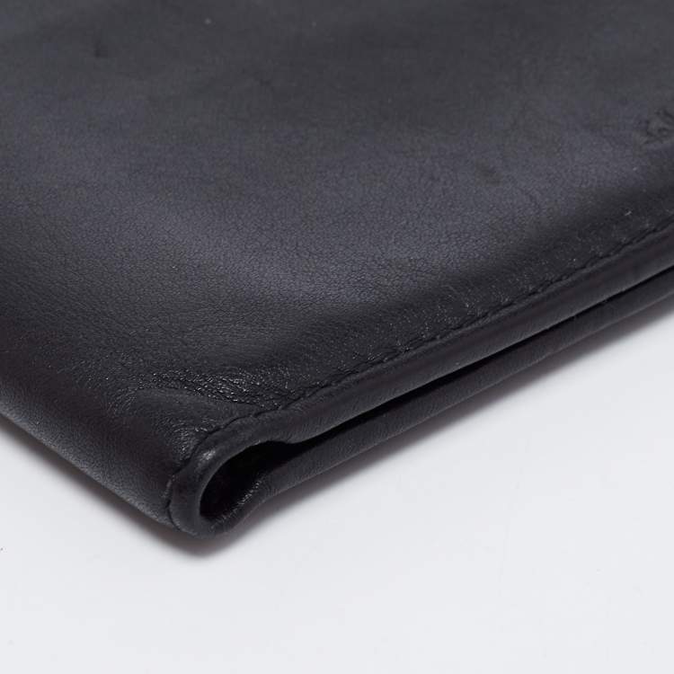 Pre Owned Salvatore Ferragamo Black Leather Bifold Compact Wallet