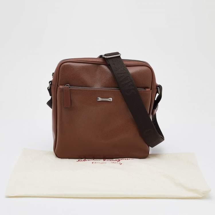 Pre Owned Salvatore Ferragamo Brown Leather Messenger Bag