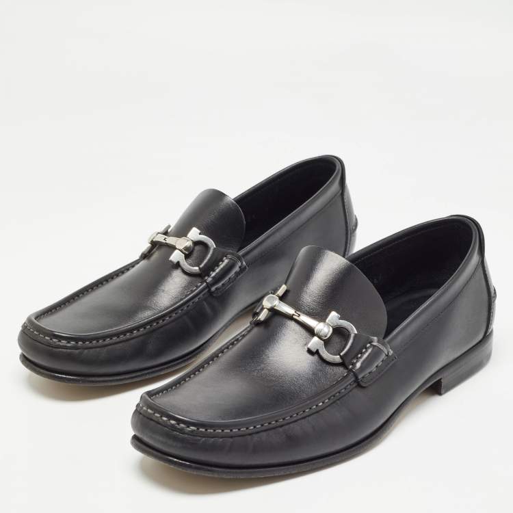 Pre Owned Salvatore Ferragamo Black Leather Gancini Loafers Size 41