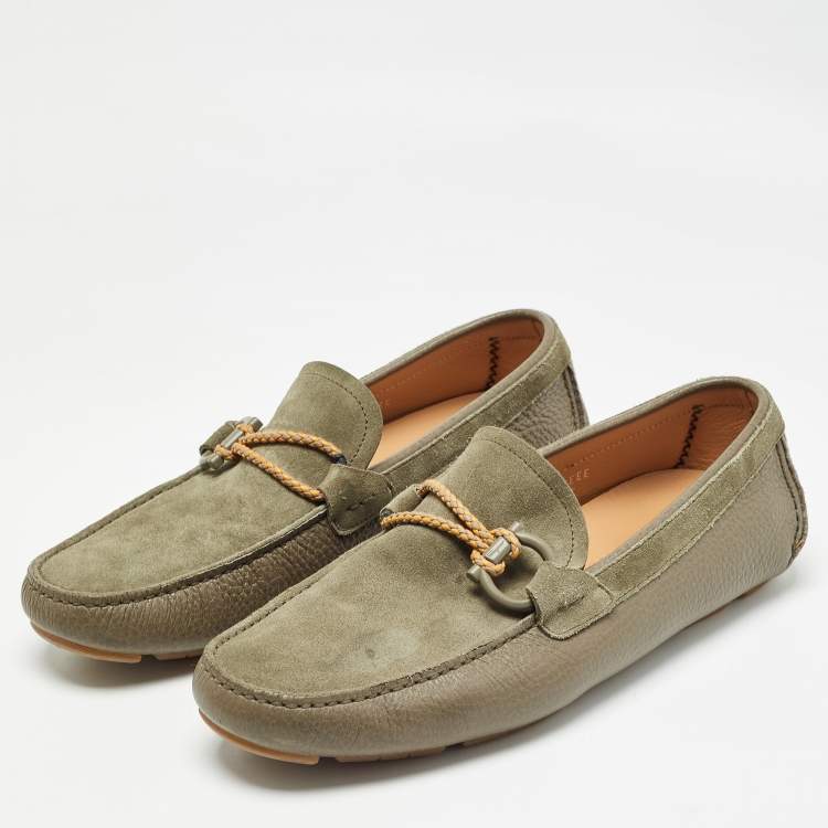 مملوكة مسبقًا Salvatore Ferragamo Grey/Green Suede and Leather Drivers Loafers Size 42