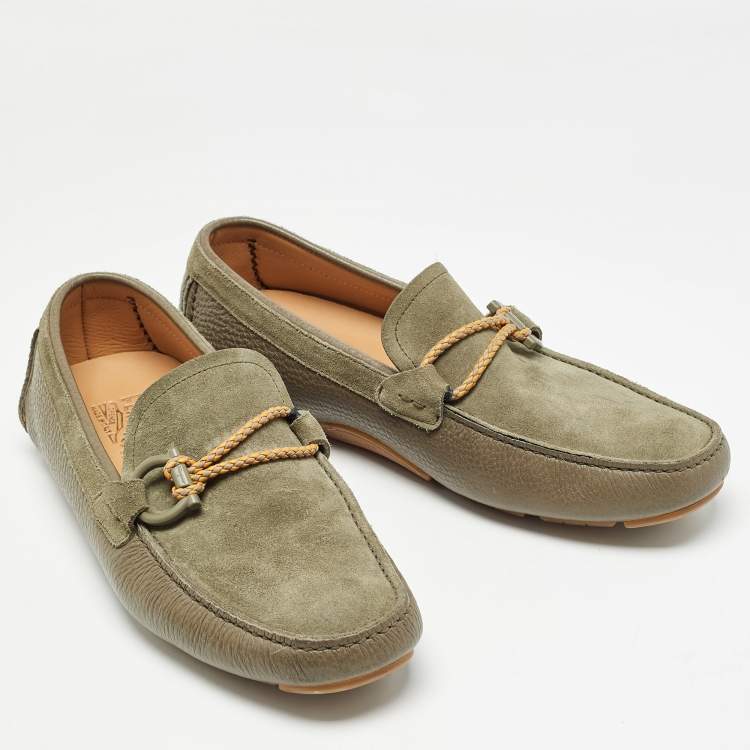 مملوكة مسبقًا Salvatore Ferragamo Grey/Green Suede and Leather Drivers Loafers Size 42