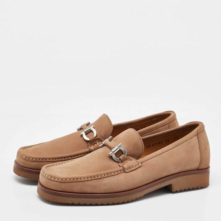 مملوكة مسبقًا Salvatore Ferragamo Brown Nubuck Leather Gancini Loafers Size 41.5