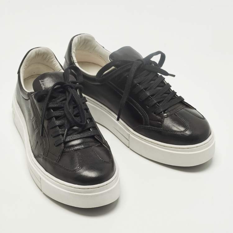 Pre Owned Salvatore Ferragamo Gancini Size 40 Black Leather Lace Up Sneakers