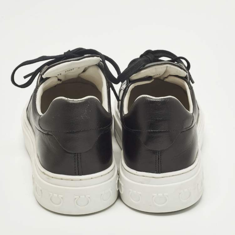 Pre Owned Salvatore Ferragamo Gancini Size 40 Black Leather Lace Up Sneakers