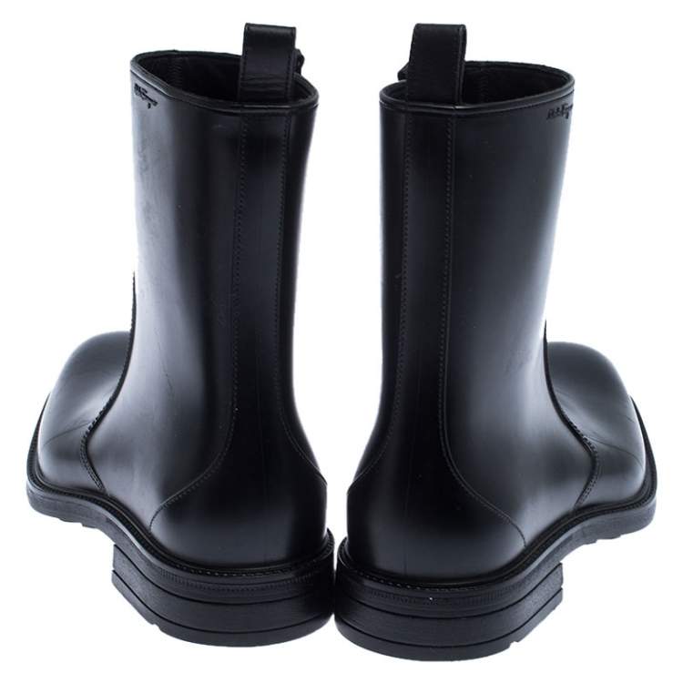 Pre Owned Salvatore Ferragamo Black Leather Zip Ankle Boots Size 41