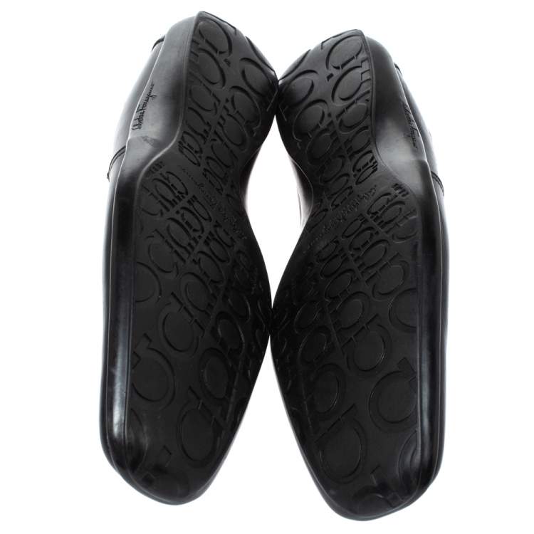 مملوكة مسبقًا Salvatore Ferragamo Black Leather Gancini Bit Loafers Size 42.5