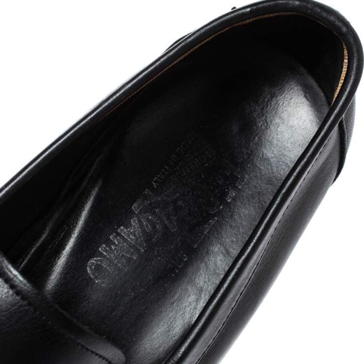 مملوكة مسبقًا Salvatore Ferragamo Black Leather Gancini Bit Loafers Size 42.5