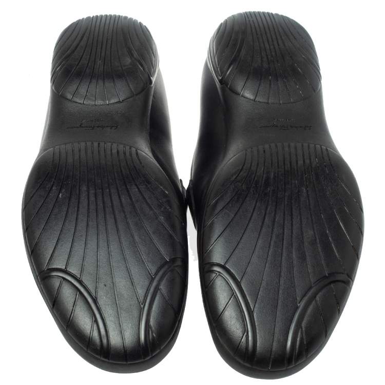Pre Owned Salvatore Ferragamo Black Leather Gancio Slip On Loafer Size 43.5