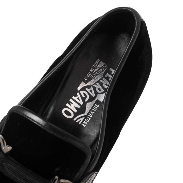 Pre Owned Salvatore Ferragamo Black Velvet Gancini Bit Slip On Loafers Size 42.5