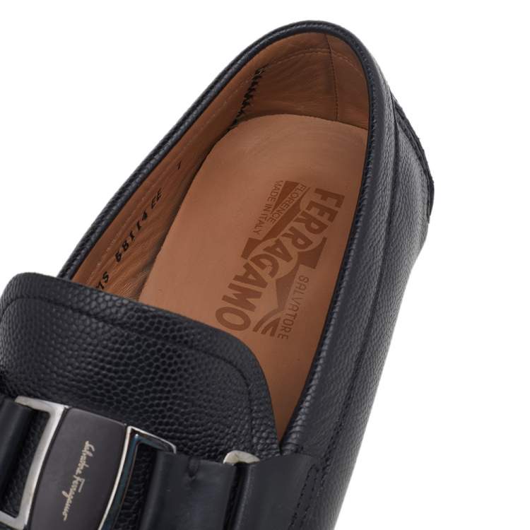 Pre Owned Salvatore Ferragamo Black Leather Slip On Loafers Size 41