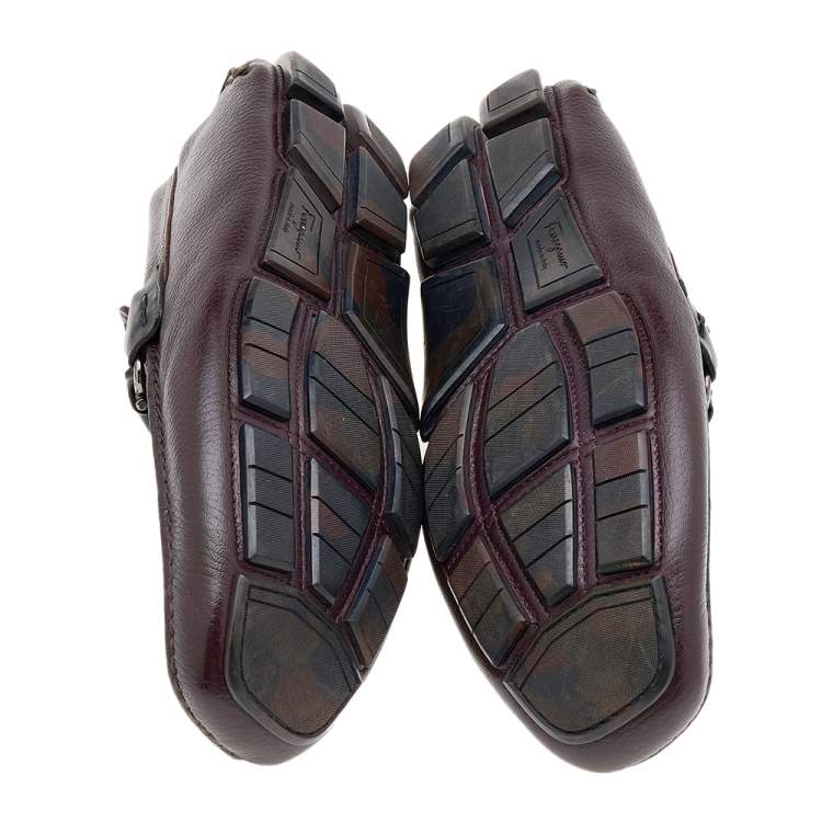 Pre Owned Salvatore Ferragamo Burgundy/Black Leather Gancini Bit Slip On Loafers Size 43