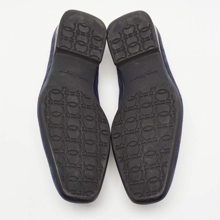 مملوكة مسبقًا Salvatore Ferragamo Navy Blue Suede Gancini Loafers Size 42.5