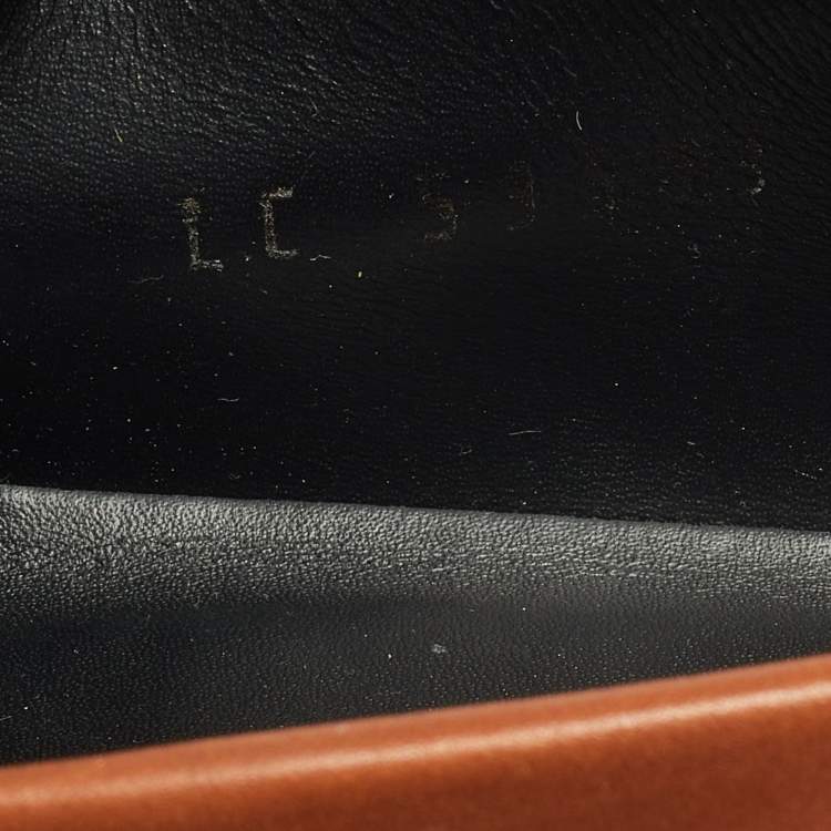 مملوكة مسبقًا Salvatore Ferragamo Brown Leather Gancini Loafers Size 42