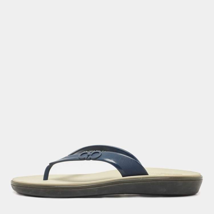 Salvatore ferragamo deals thong sandals