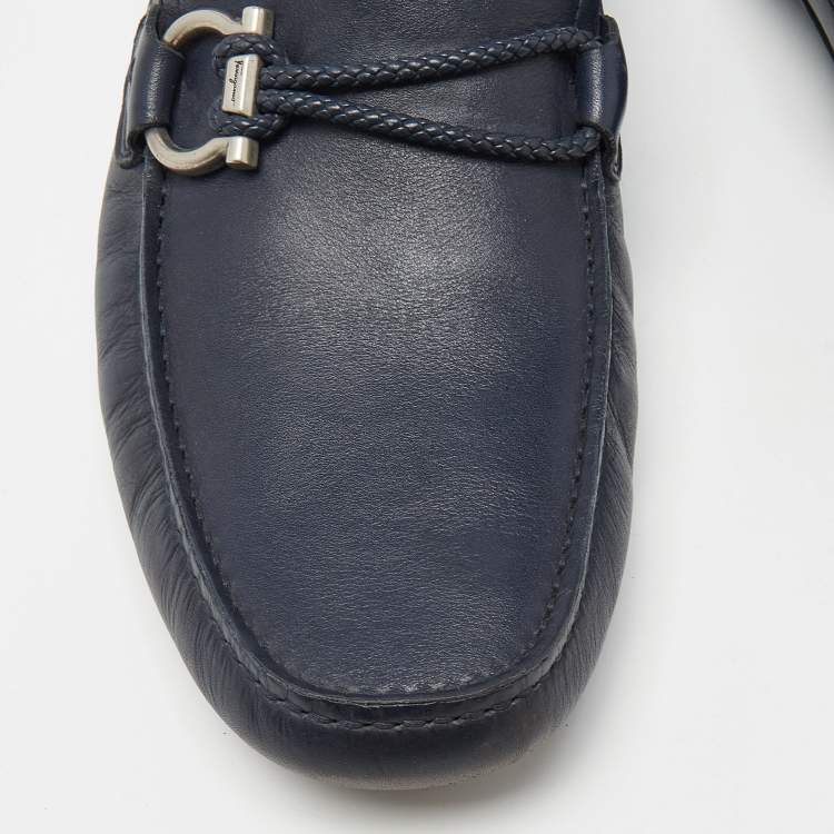 مملوكة مسبقًا Salvatore Ferragamo Navy Blue Leather Slip On Loafers Size 42.5 