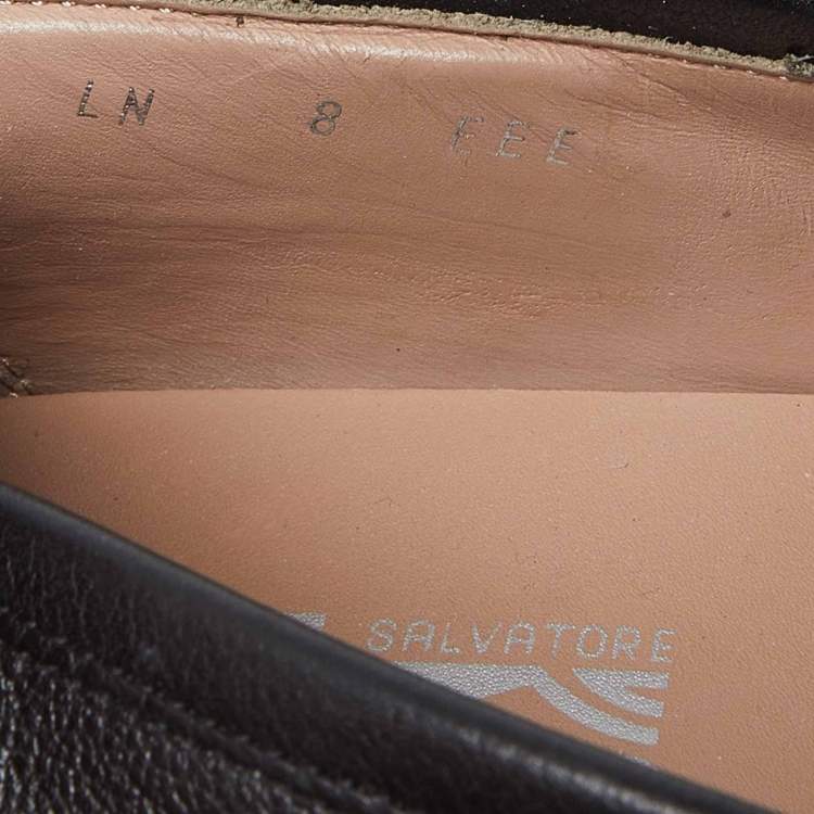 مملوكة مسبقًا Salvatore Ferragamo Black Leather Horsebit Slip On Loafers Size 42