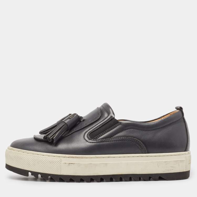 Pre Owned Salvatore Ferragamo Black Leather Low Top Sneakers Size 39