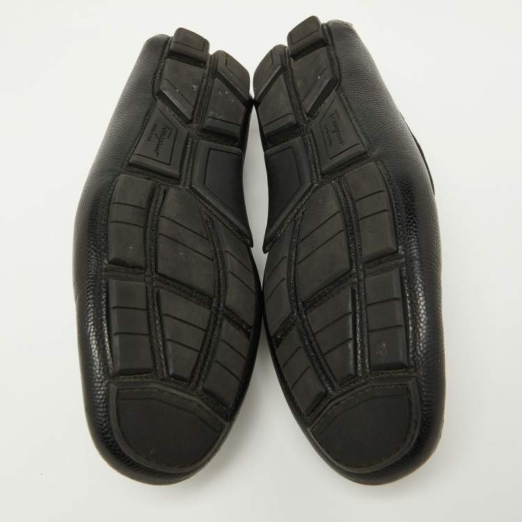 Pre Owned Salvatore Ferragamo Black Leather Gancini Loafers Size 41