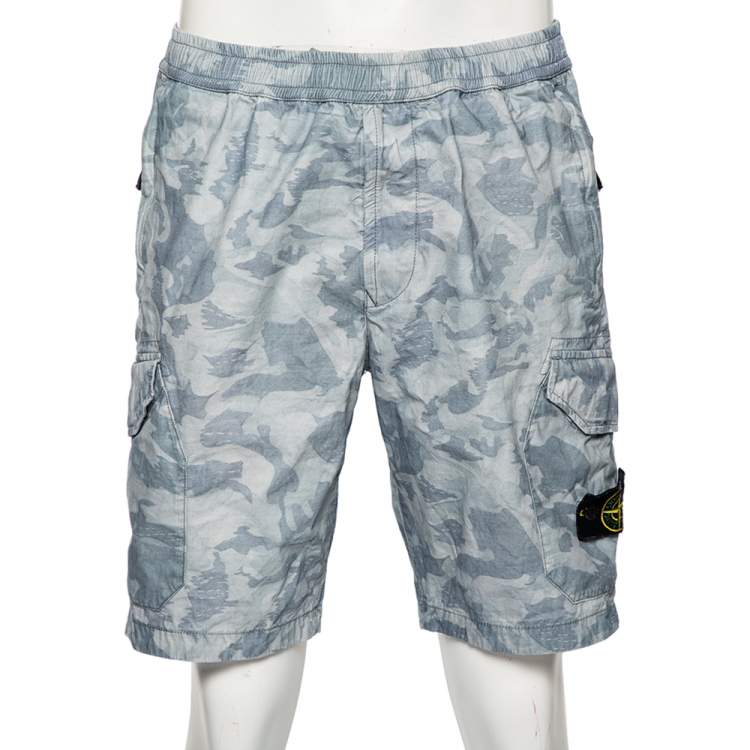 مملوكة مسبقًا Stone Island Blue Camouflage Printed Cotton Cargo Shorts M 