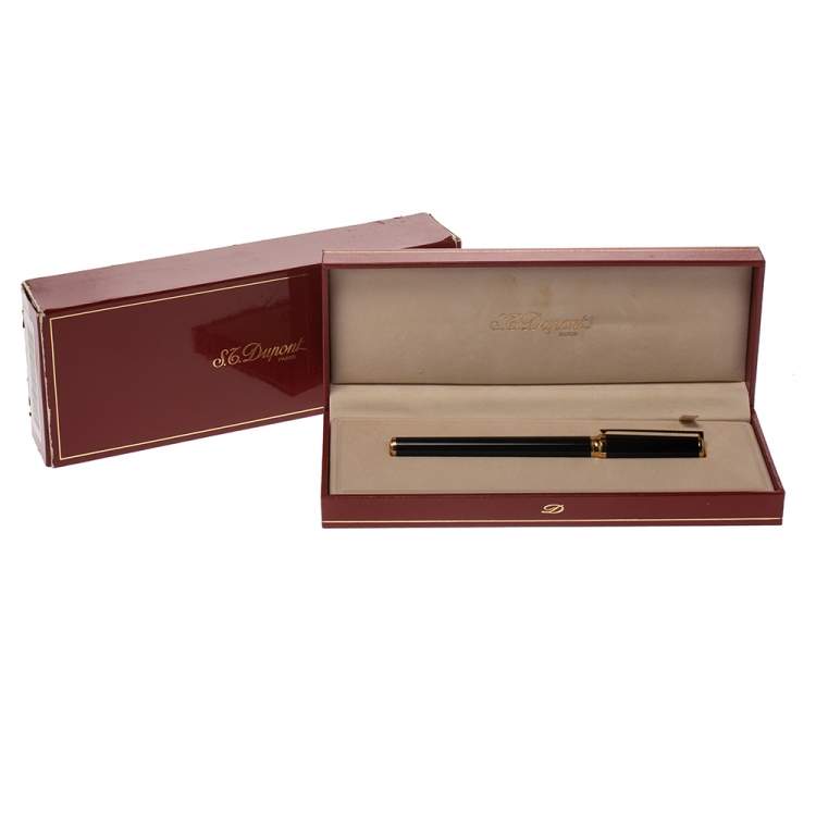 Pre Owned S.T. Dupont Montparnasse Black Lacquer Gold Plated Fountain Pen 