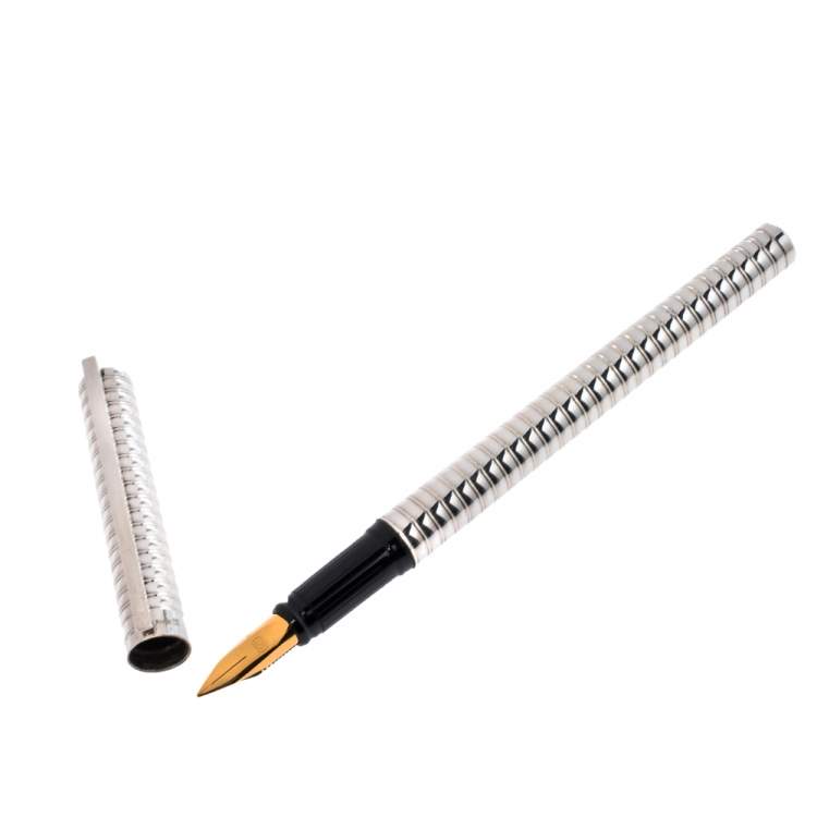 Pre Owned S.T. Dupont Vintage Textured Silver Tone Ballpoint & Fountain Pen Set