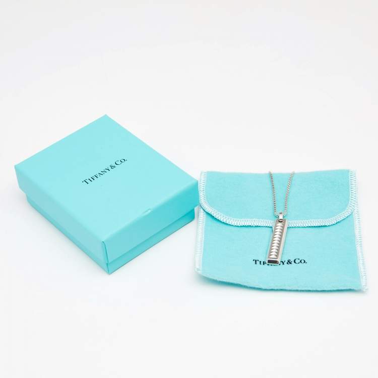 Pre Owned Tiffany & Co. Paloma Picasso Caliper Silver Bar Tag Necklace