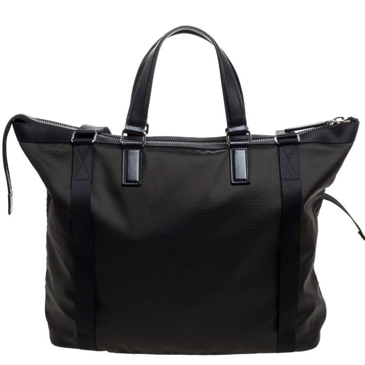 Pre Owned Tod's Dark Green Nylon and Mesh Tote