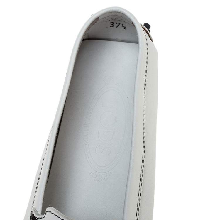 مملوكة مسبقًا Tod's White Leather Slip On Loafers Size 37.5