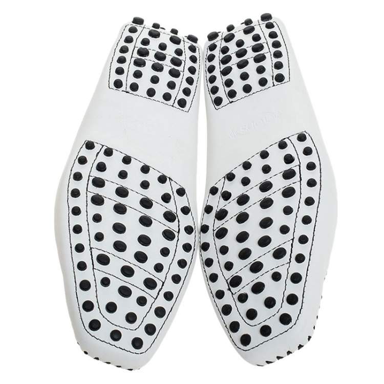 مملوكة مسبقًا Tod's White Leather Slip On Loafers Size 37.5