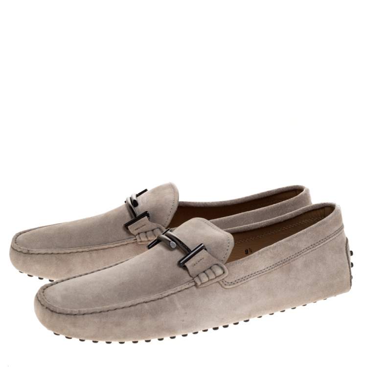 مملوكة مسبقًا Tod's Grey Suede Leather Double T Slip On Loafers Size 44