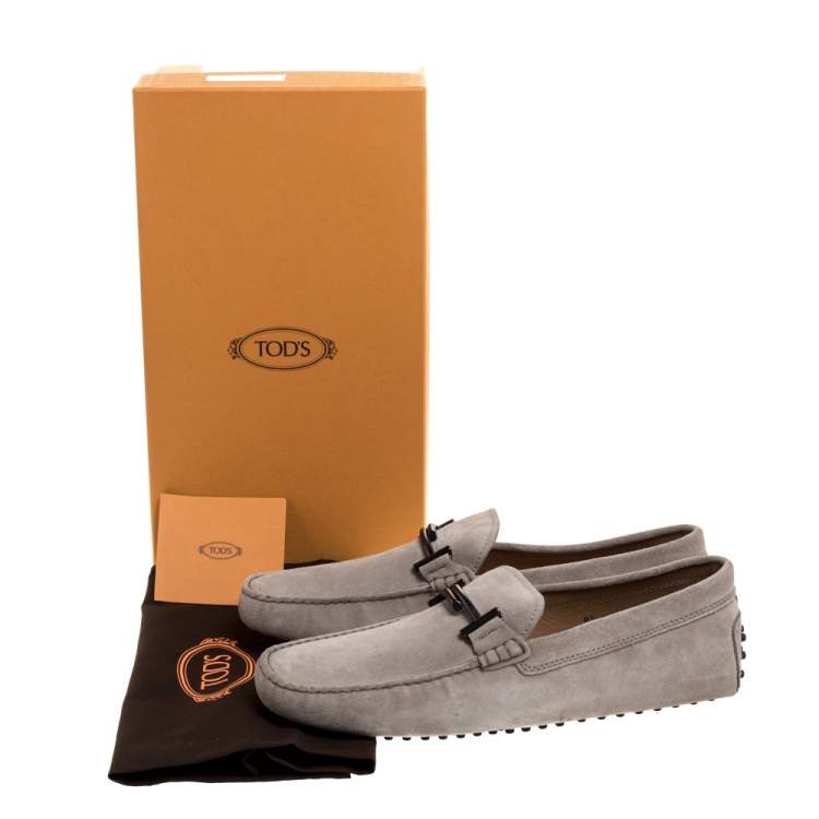 مملوكة مسبقًا Tod's Grey Suede Leather Double T Slip On Loafers Size 44